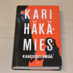 Kari Häkämies Kaksoiselämää